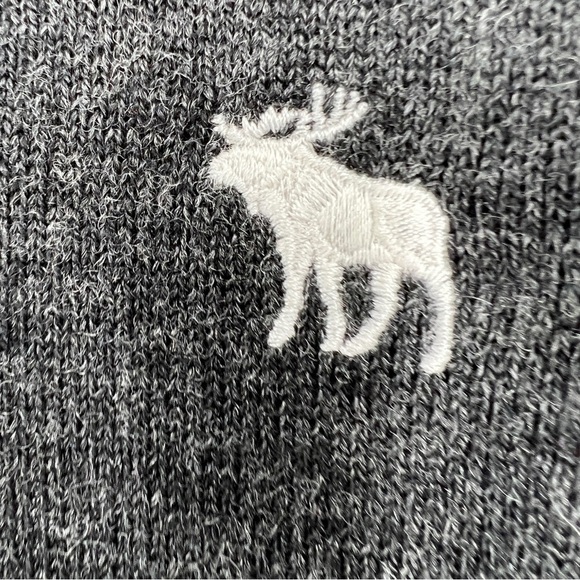 Abercrombie & Fitch V neck Sweater size Large charcoal Gray wool blend moose Y2K - Picture 4 of 11
